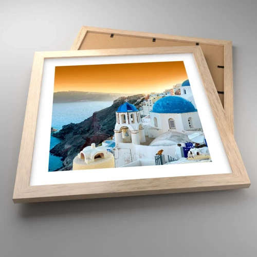 Een poster in een licht eiken lijst - Santorini - genesteld tegen de rotsen - 30x30 cm