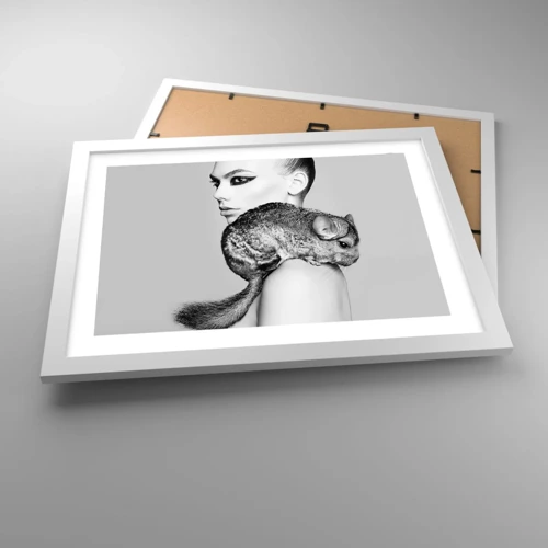 Poster in een witte lijst - Dame met een chinchilla - 40x30 cm