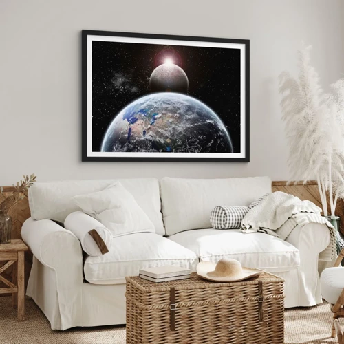 Poster in een zwarte lijst - Kosmisch landschap - zonsopgang - 70x50 cm