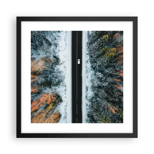 Poster in een zwarte lijst - Snijd door het winterbos - 40x40 cm