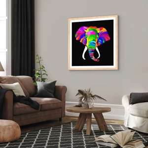 Een poster in een licht eiken lijst - De olifant die ervan hield om in de regenboog te baden - 30x30 cm