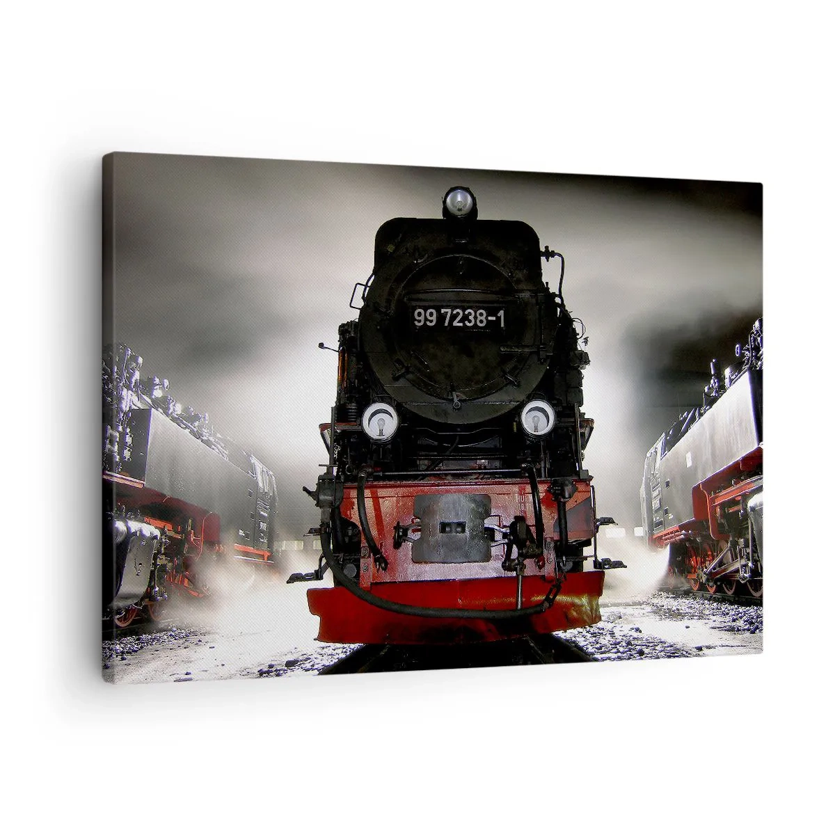 Schilderen op canvas - Een stoomlocomotief omringd door stoom tegen een donkere lucht in een sfeervolle omgeving - 70x50cm - Hij staat en hapt, hapt en blaast - Moderne wanddecoratie voor woonkamer en slaapkamer ARTTOR