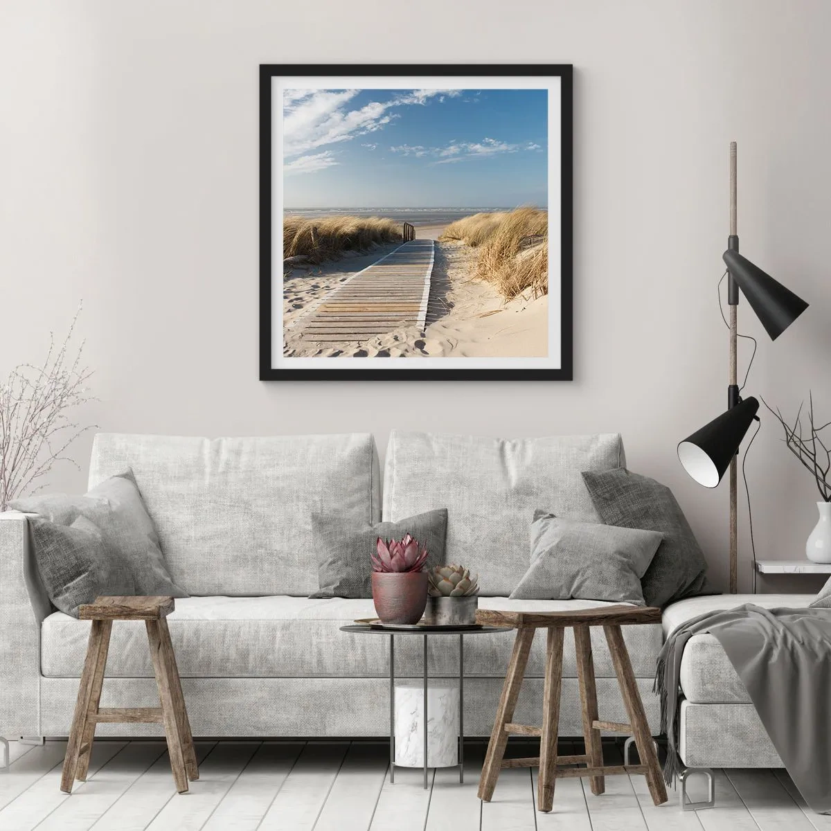 Poster in een zwarte lijst - Achter het duin, in het ruisen van gras - 40x40 cm