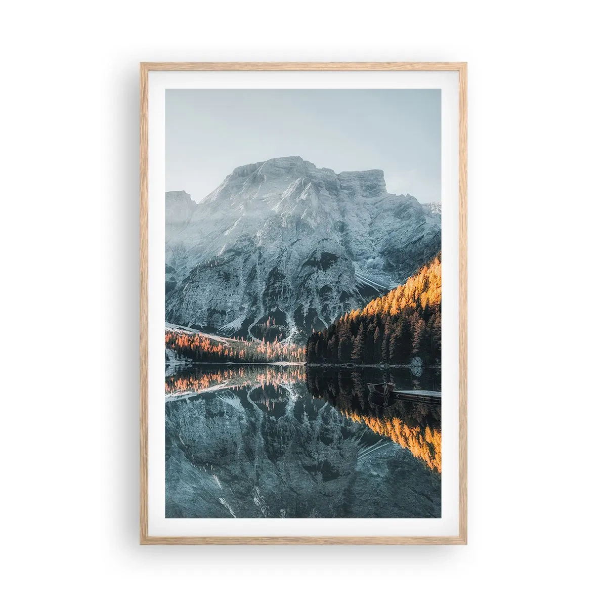 Een poster in een licht eiken lijst - Spiegel landschap - 61x91 cm