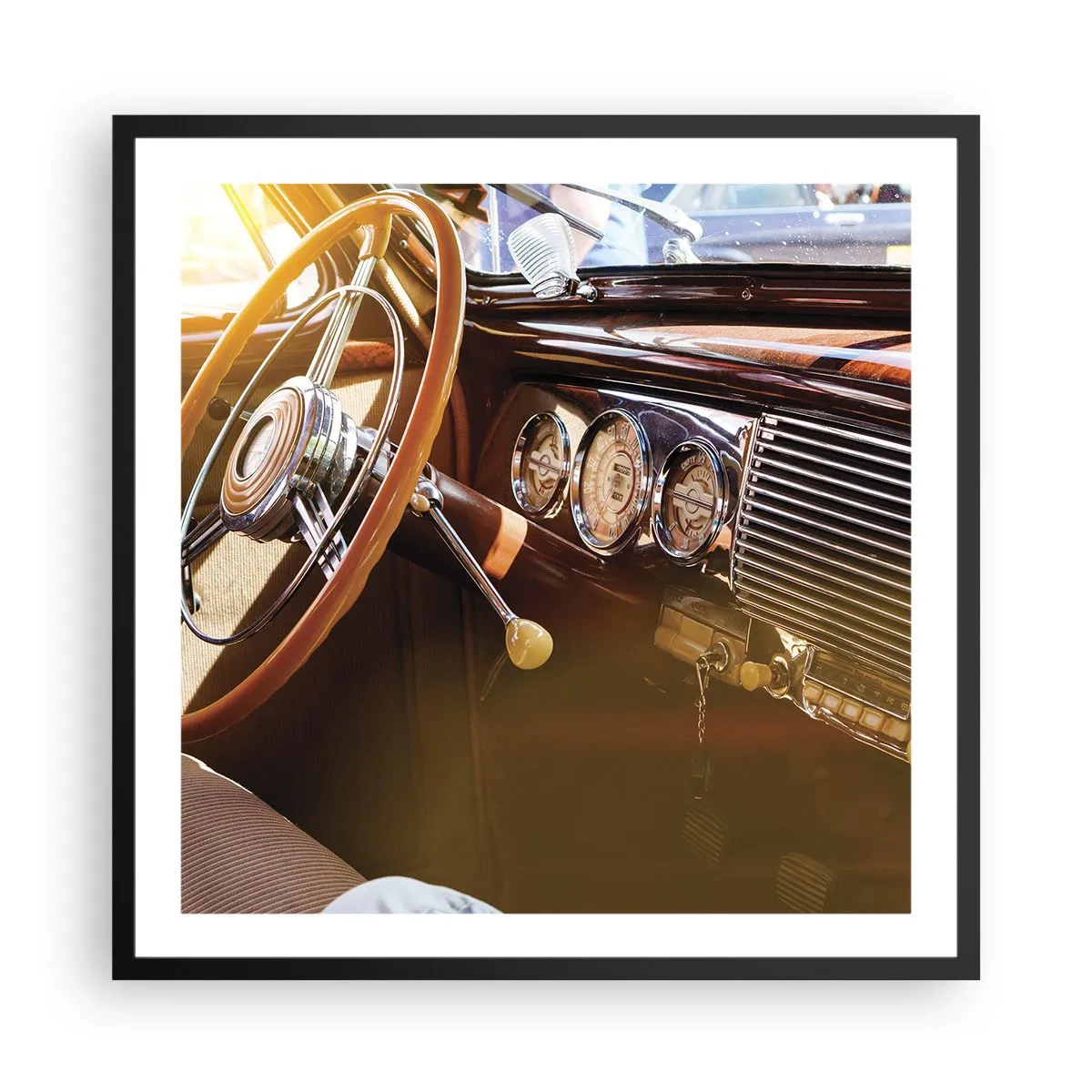 Poster in een zwarte lijst - Een adem van luxe uit het verleden - 60x60 cm