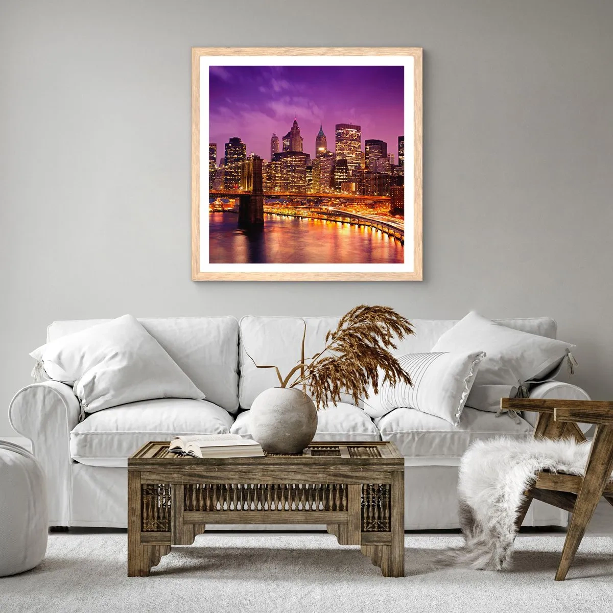 Een poster in een licht eiken lijst - Violet-goud Manhattan - 40x40 cm