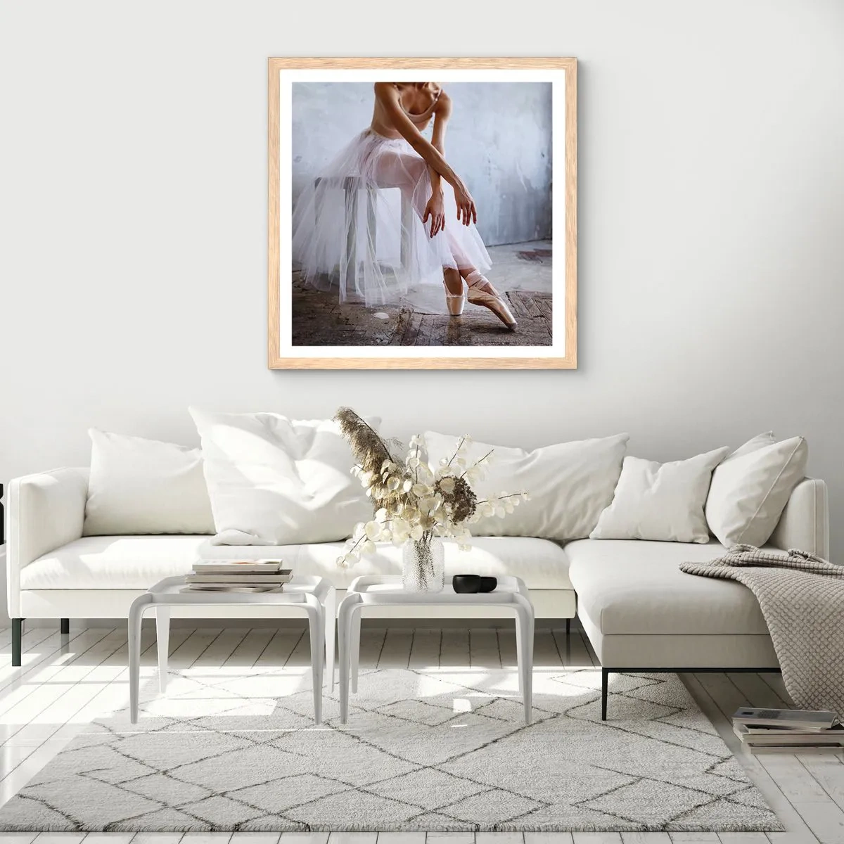 Een poster in een licht eiken lijst - Voordat de oprijlichten schijnen - 30x30 cm