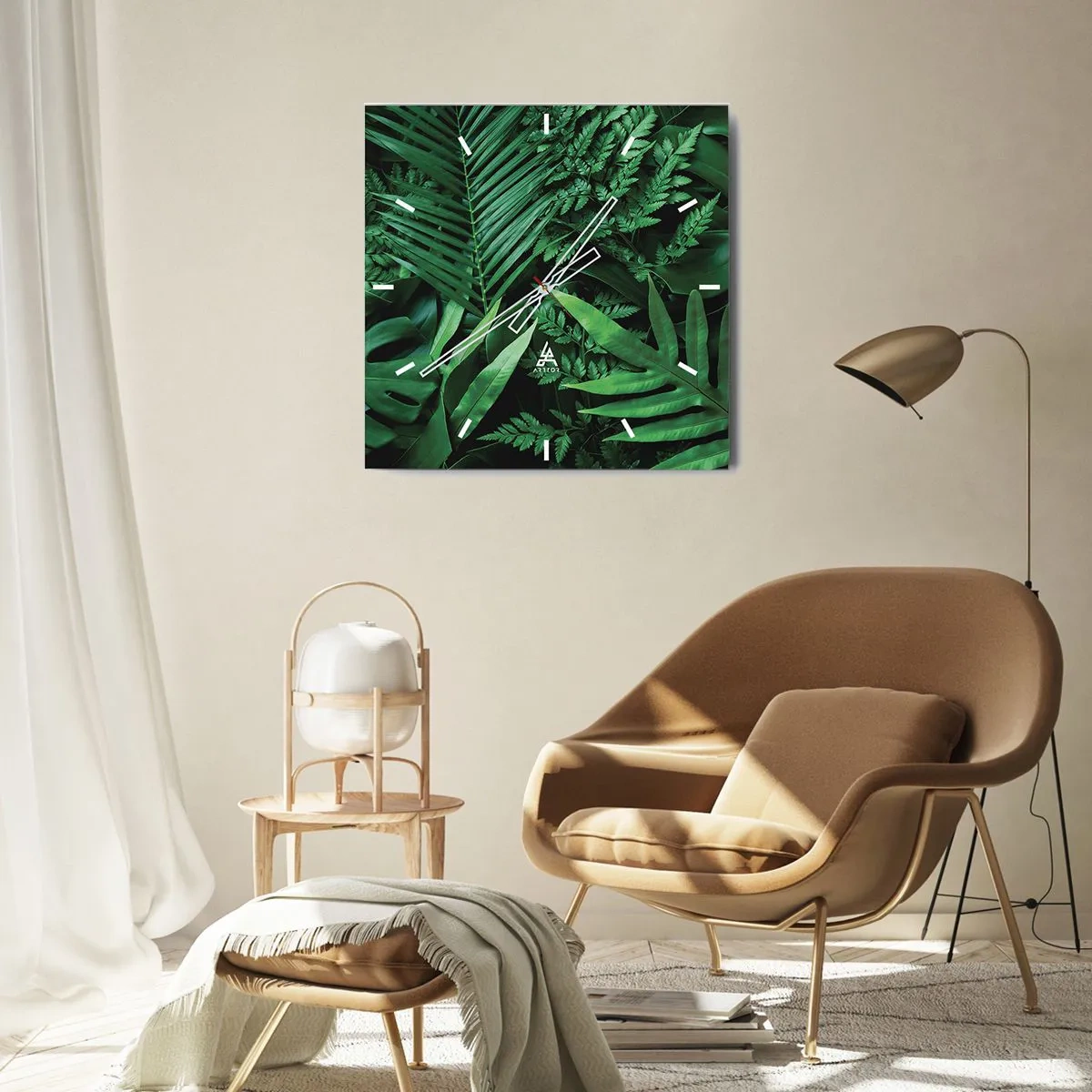 Wandklok - Klok - Ineengedoken in het groen - 40x40 cm