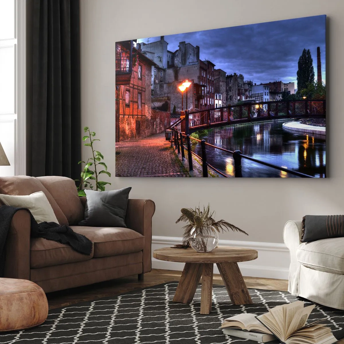 Schilderen op canvas - Avondzicht op de huurkazernes en de brug over het kanaal - 70x50cm - Zo kende je Bydgoszcz niet - Moderne wanddecoratie voor woonkamer en slaapkamer ARTTOR