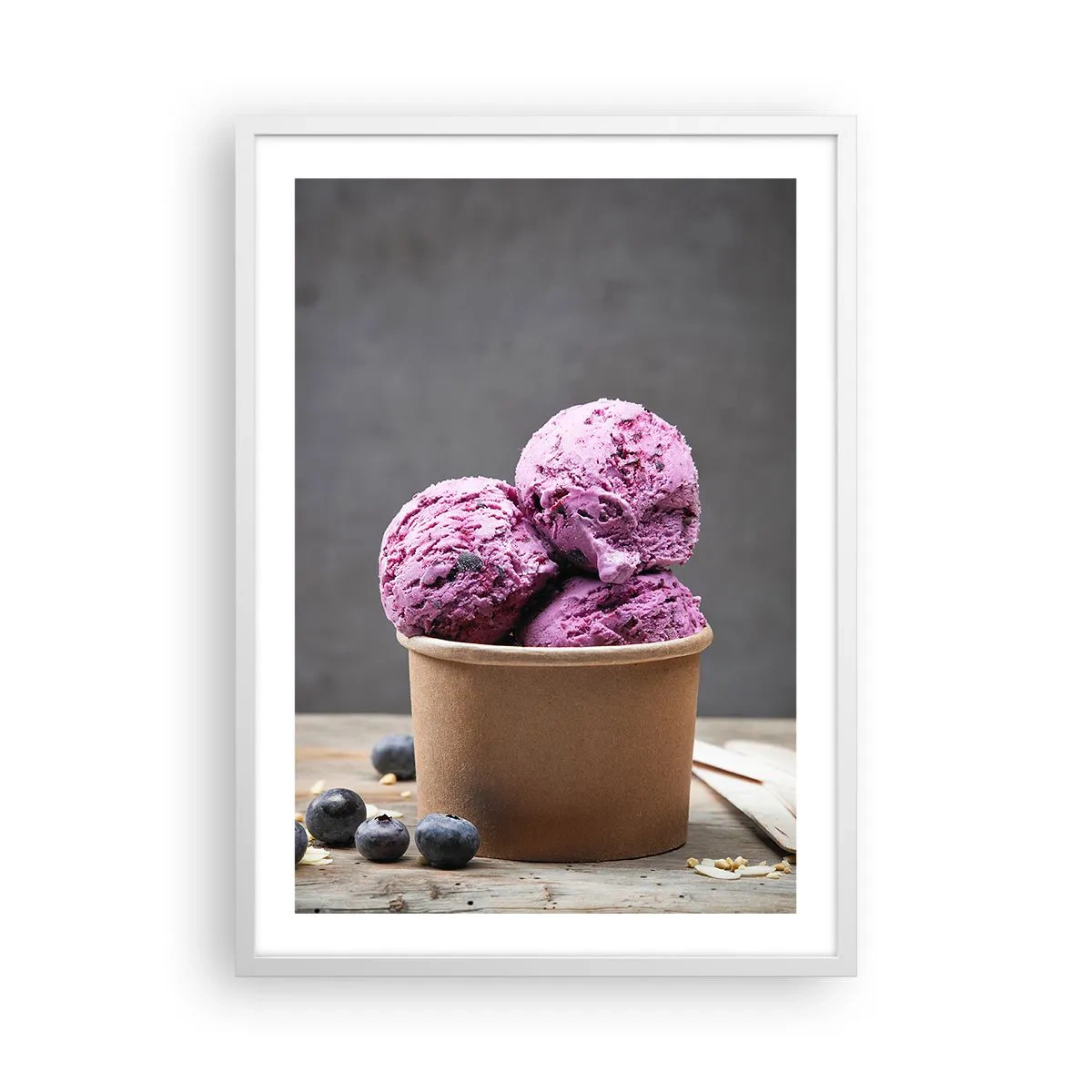 Poster in een witte lijst - Zoetheid en kou - 50x70 cm