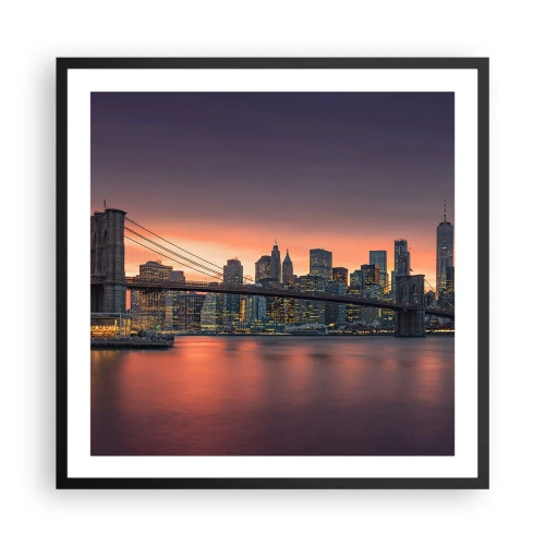Poster in een zwarte lijst - Ondergedompeld in lila stilte - 60x60 cm