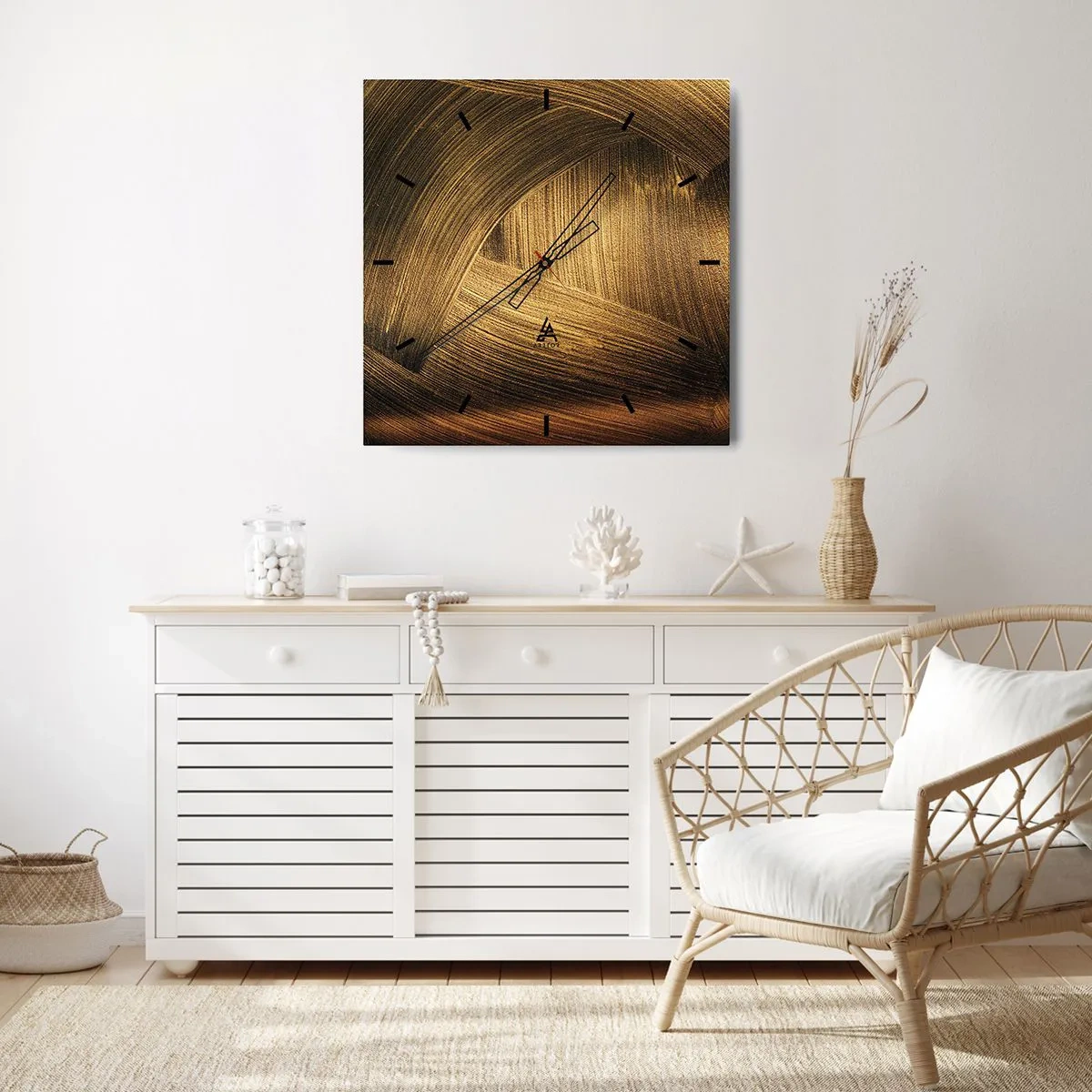 Wandklok - Klok - In een gouden doolhof - 30x30 cm