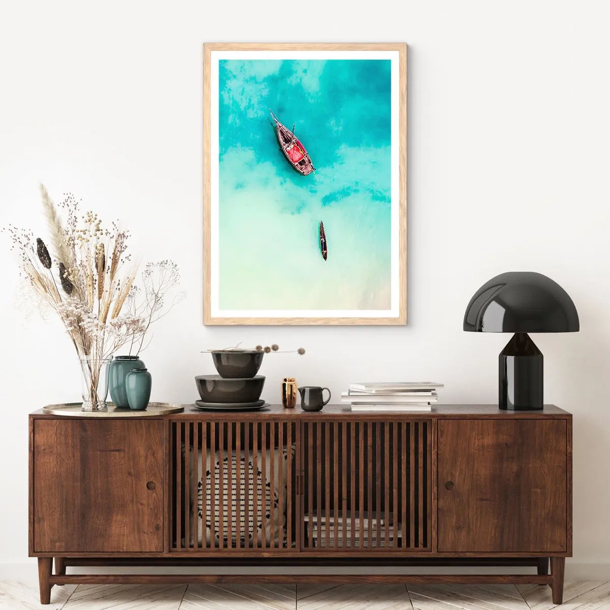 Een poster in een licht eiken lijst - Want op de stranden van Zanzibar, wanneer het teveel aan water ... - 70x100 cm