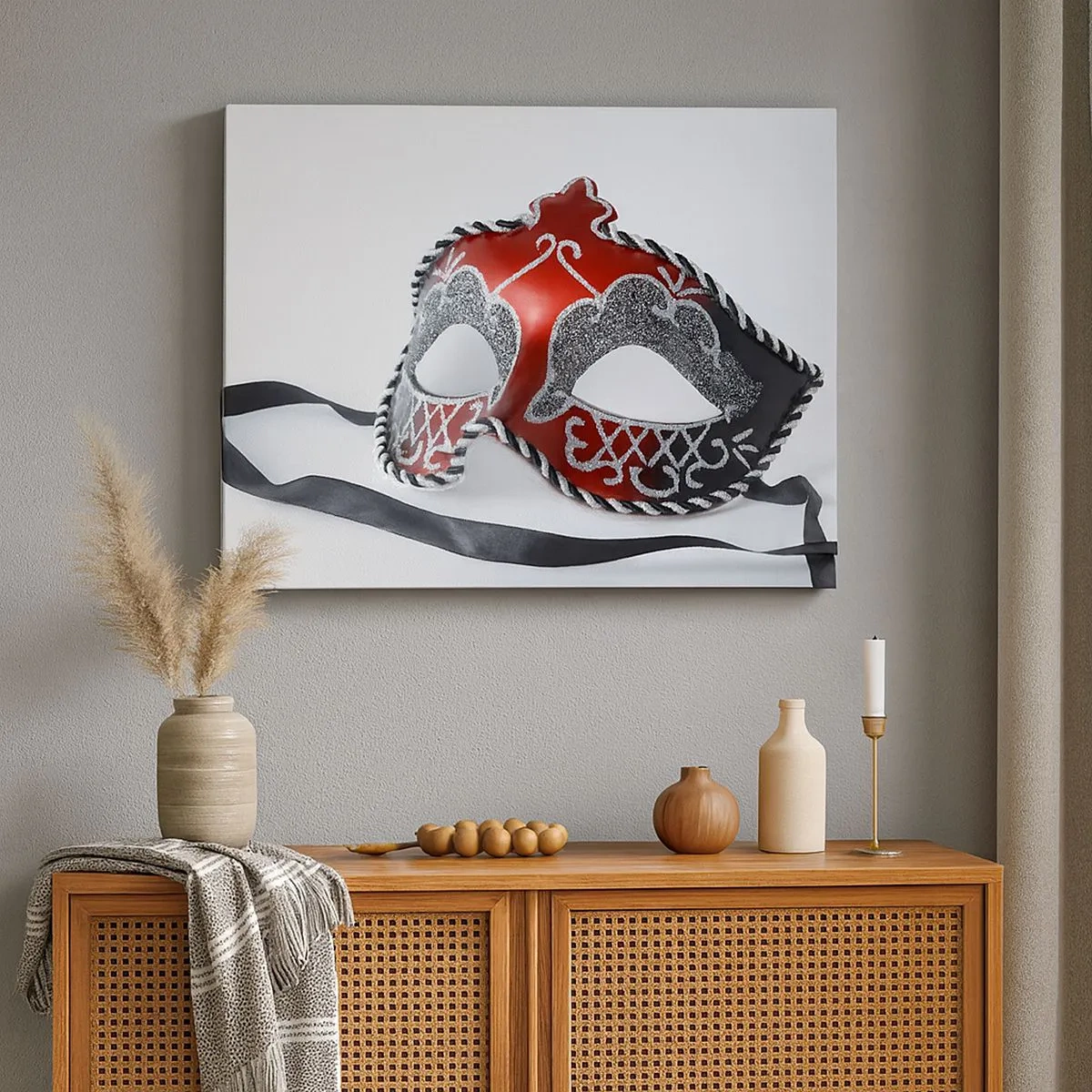 Schilderen op canvas - Rood carnavalsmasker op een lichte achtergrond - 70x50cm - Uitnodiging voor het bal - Moderne wanddecoratie voor woonkamer en slaapkamer ARTTOR