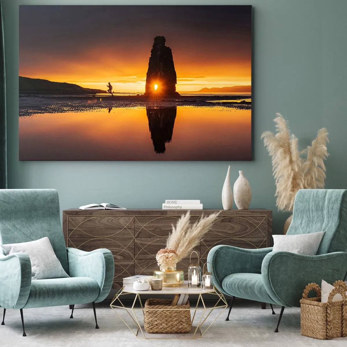 Schilderen op canvas - Persoon rent op het strand bij zonsondergang met rotsformatie - 70x50cm - Alleen jij en de natuur - Moderne wanddecoratie voor woonkamer en slaapkamer ARTTOR