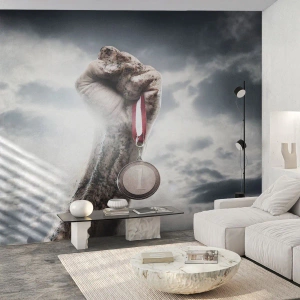 Fotobehang Standard Eco - Een winnende vuist met een medaille tegen een dramatische lucht - 100x70cm - Per aspera ad astra - Moderne wanddecoratie voor woonkamer en slaapkamer ARTTOR