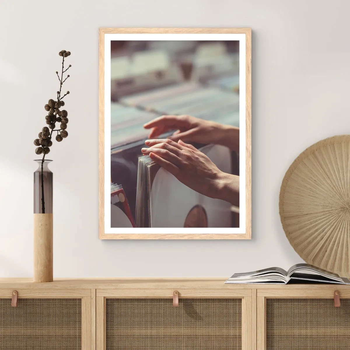 Een poster in een licht eiken lijst - Op zoek naar emoties - 40x50 cm