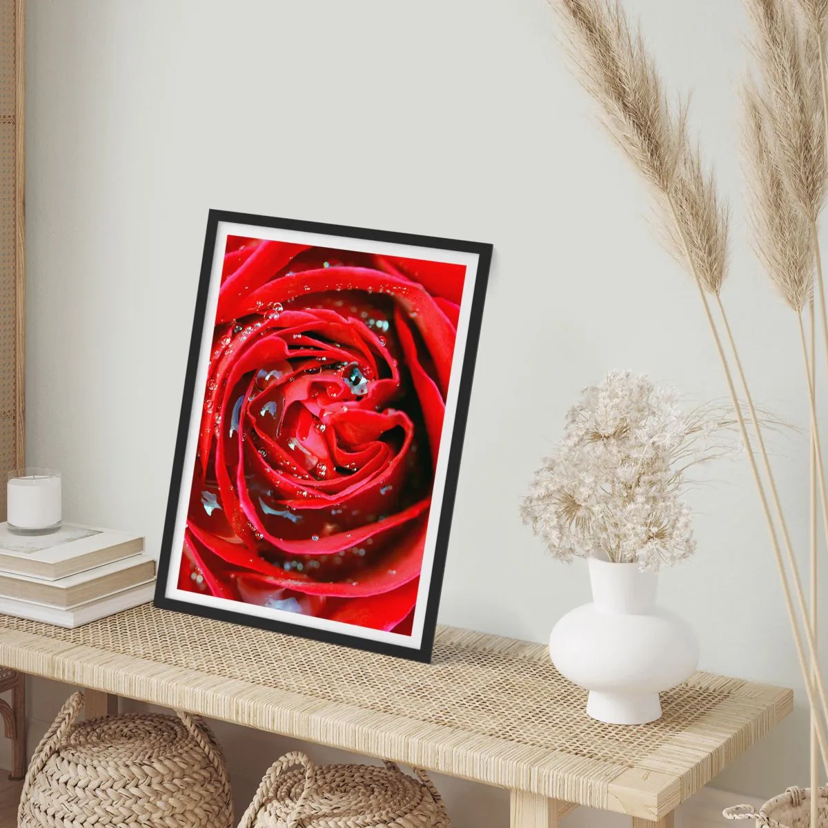 Poster in een zwarte lijst - In de dauwdruppels - 61x91 cm