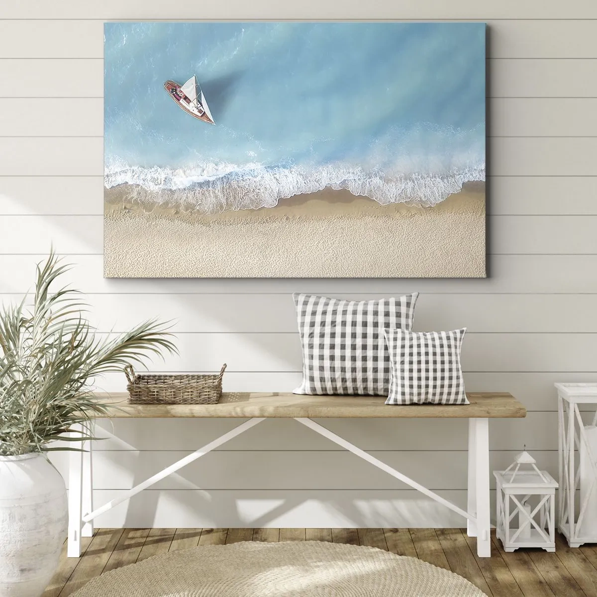 Schilderen op canvas - Een vogelperspectief van een boot op het strand - 70x50cm - Op de grens van blauw en goud - Moderne wanddecoratie voor woonkamer en slaapkamer ARTTOR