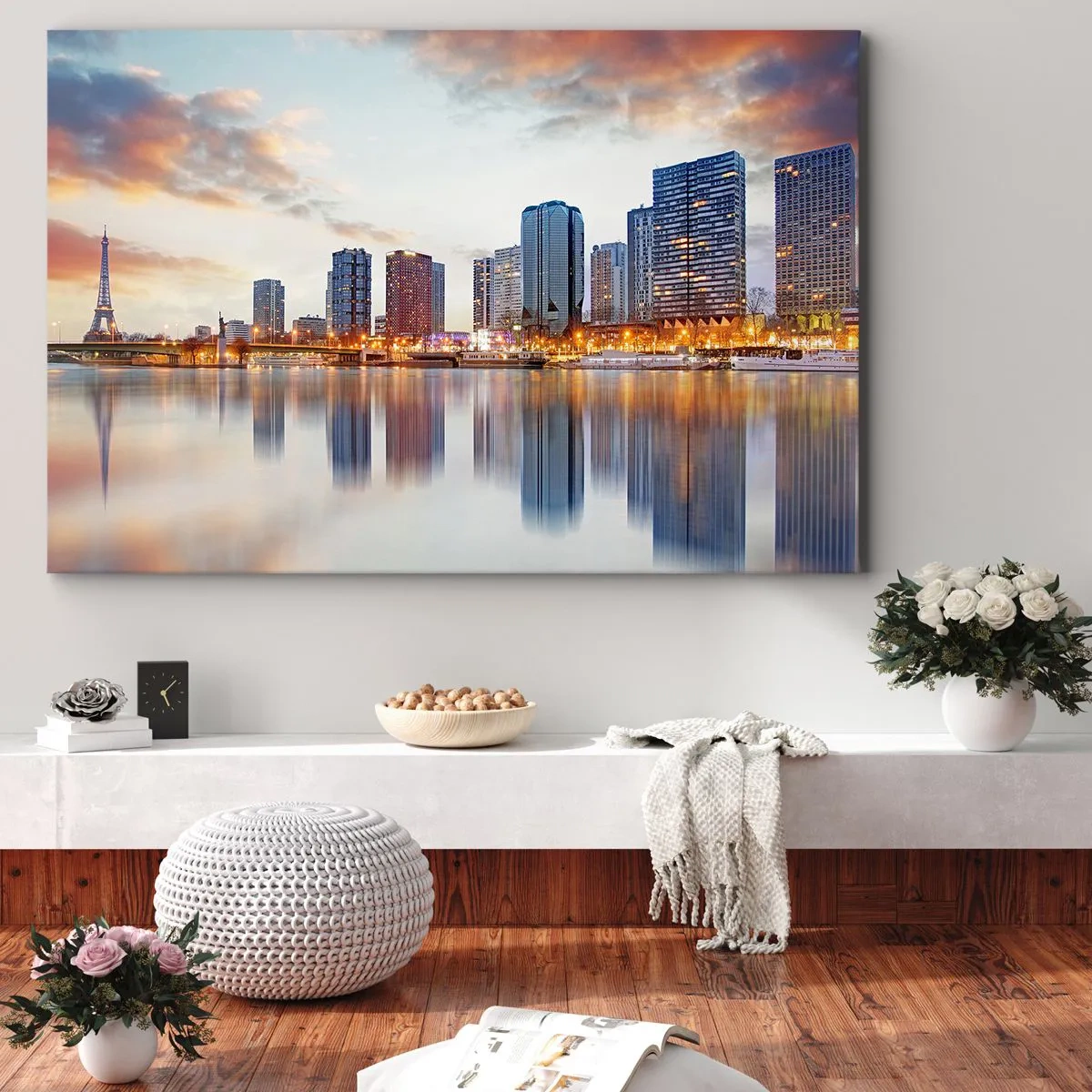 Schilderen op canvas - Panorama van moderne gebouwen en de Eiffeltoren over het water - 70x50cm - De monumentale rust van Parijs - Moderne wanddecoratie voor woonkamer en slaapkamer ARTTOR