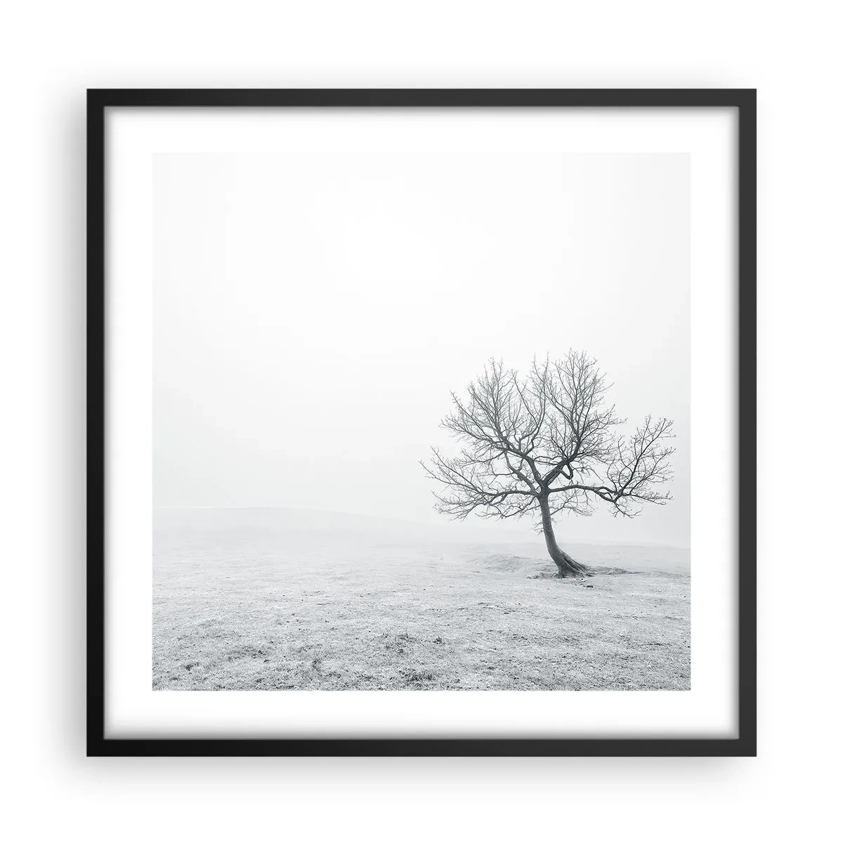 Poster in een zwarte lijst - Tegen het niets - 50x50 cm