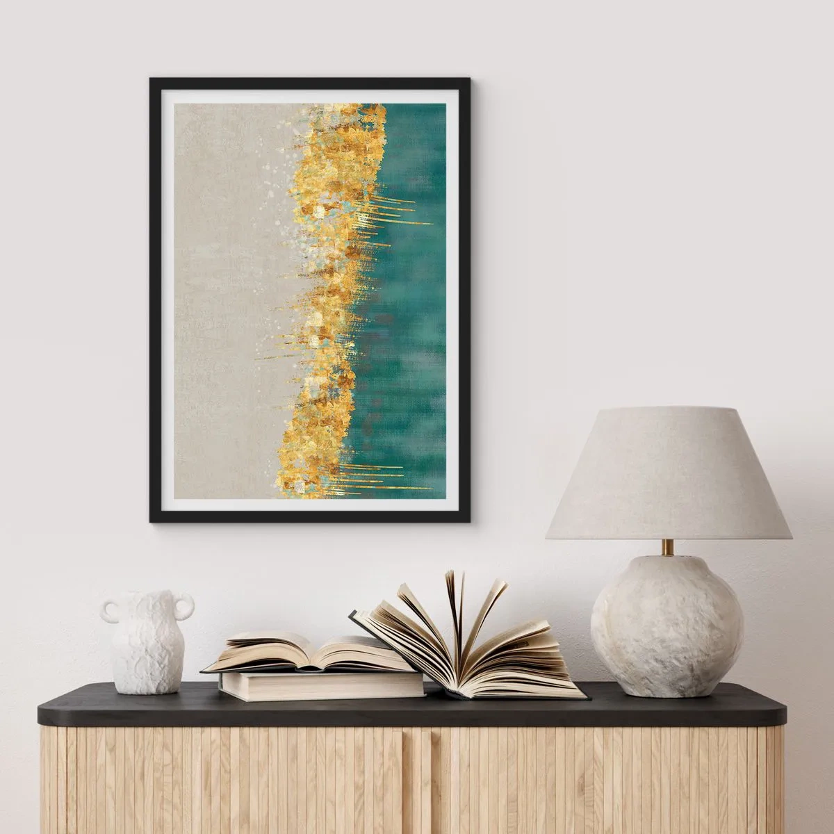 Poster in een zwarte lijst - Een abstracte compositie van goud, beige en groen - 50x70cm - De gouden rand - Moderne wanddecoratie voor woonkamer en slaapkamer ARTTOR