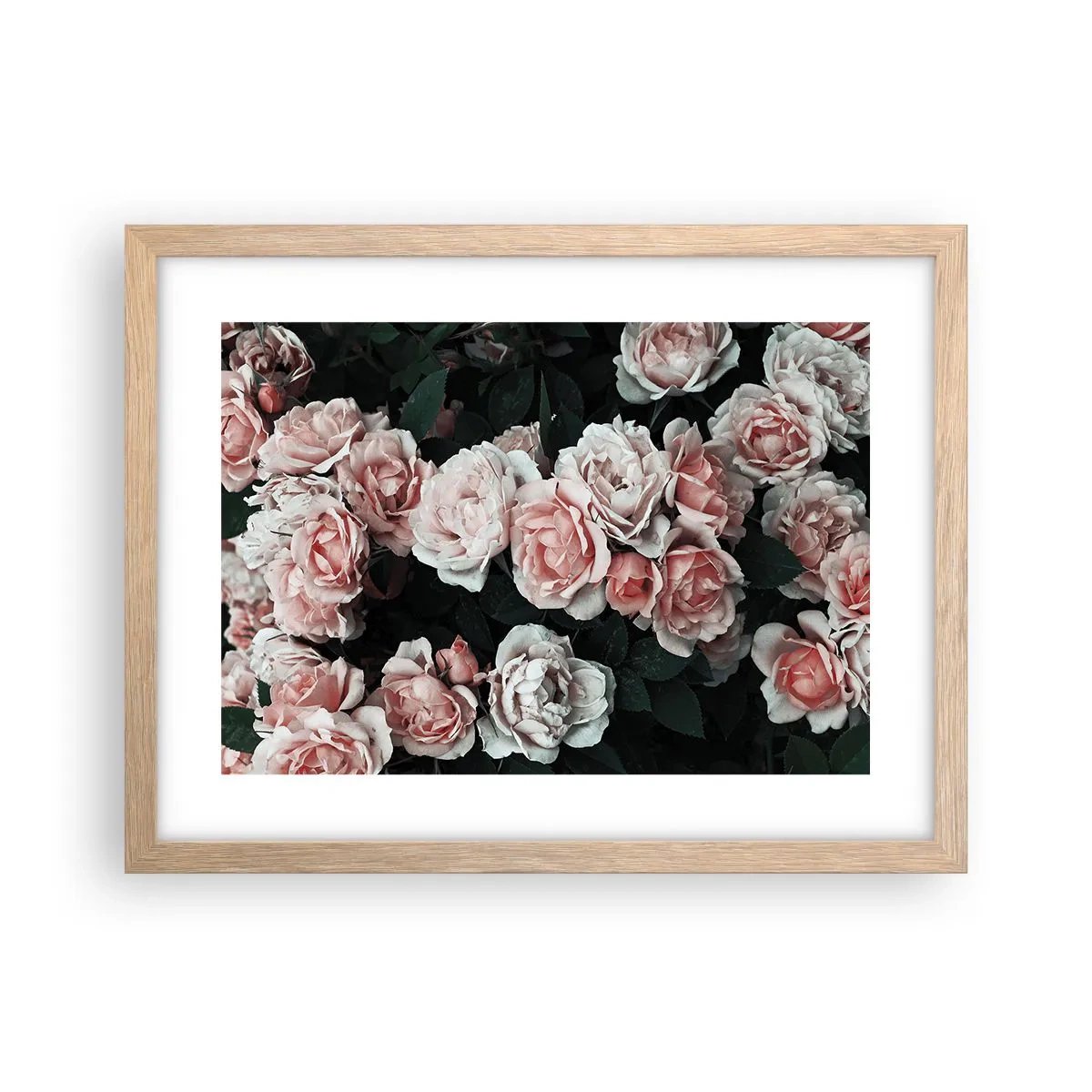 Een poster in een licht eiken lijst - Rozen ensemble - 40x30 cm