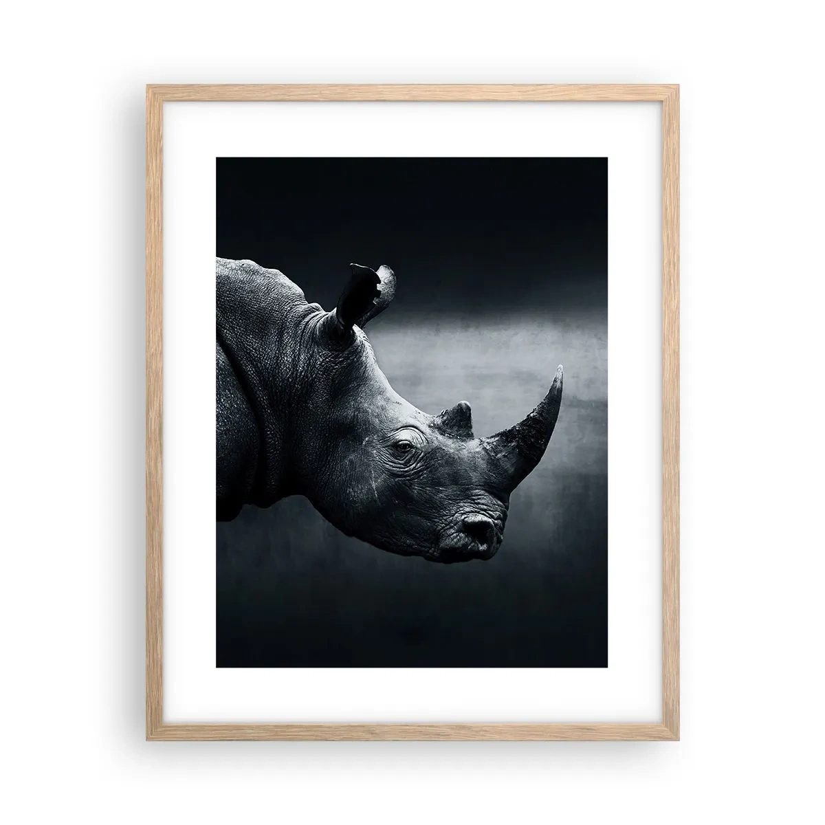 Een poster in een licht eiken lijst - Rechts profiel - 40x50 cm