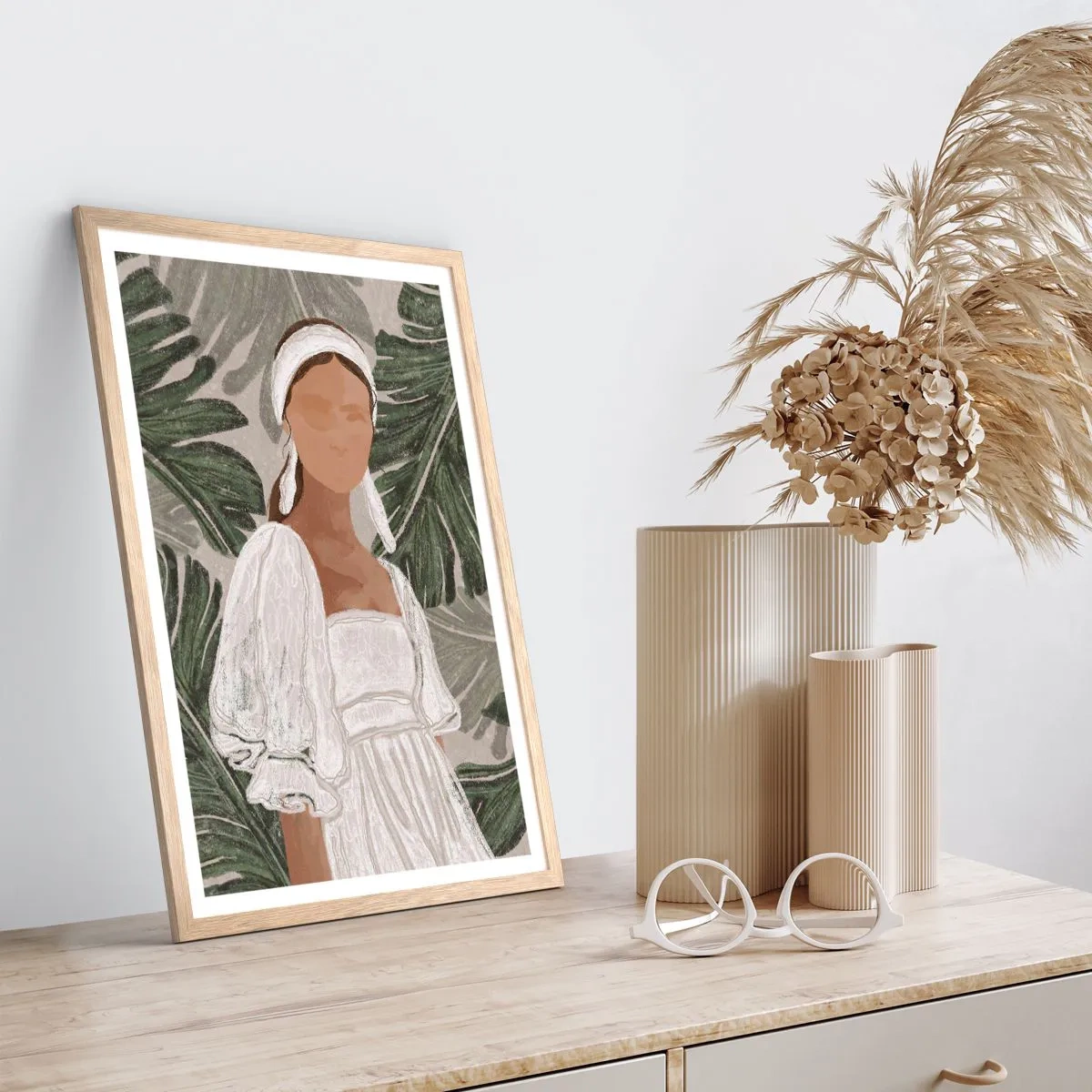 Een poster in een licht eiken lijst - Exotisch portret - 70x100 cm