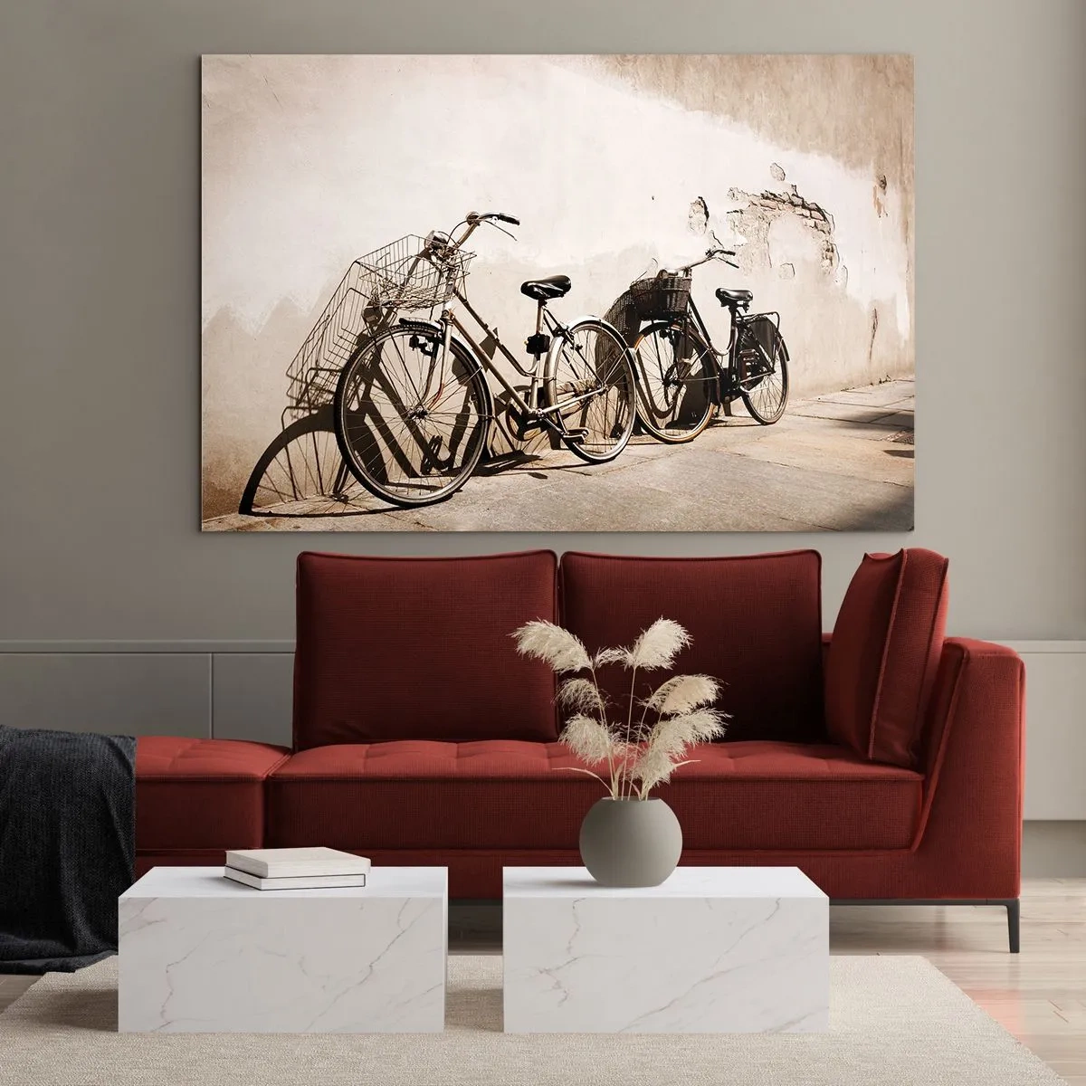 Schilderen op glas - Retrofietsen leunend tegen een oude muur - 70x50cm - De onvergetelijke charme uit het verleden - Moderne wanddecoratie voor woonkamer en slaapkamer ARTTOR