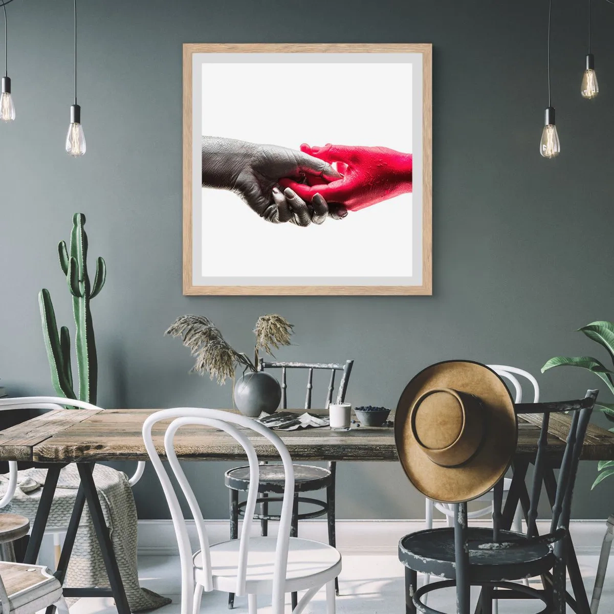 Een poster in een licht eiken lijst - Samen, hoewel anders - 40x40 cm