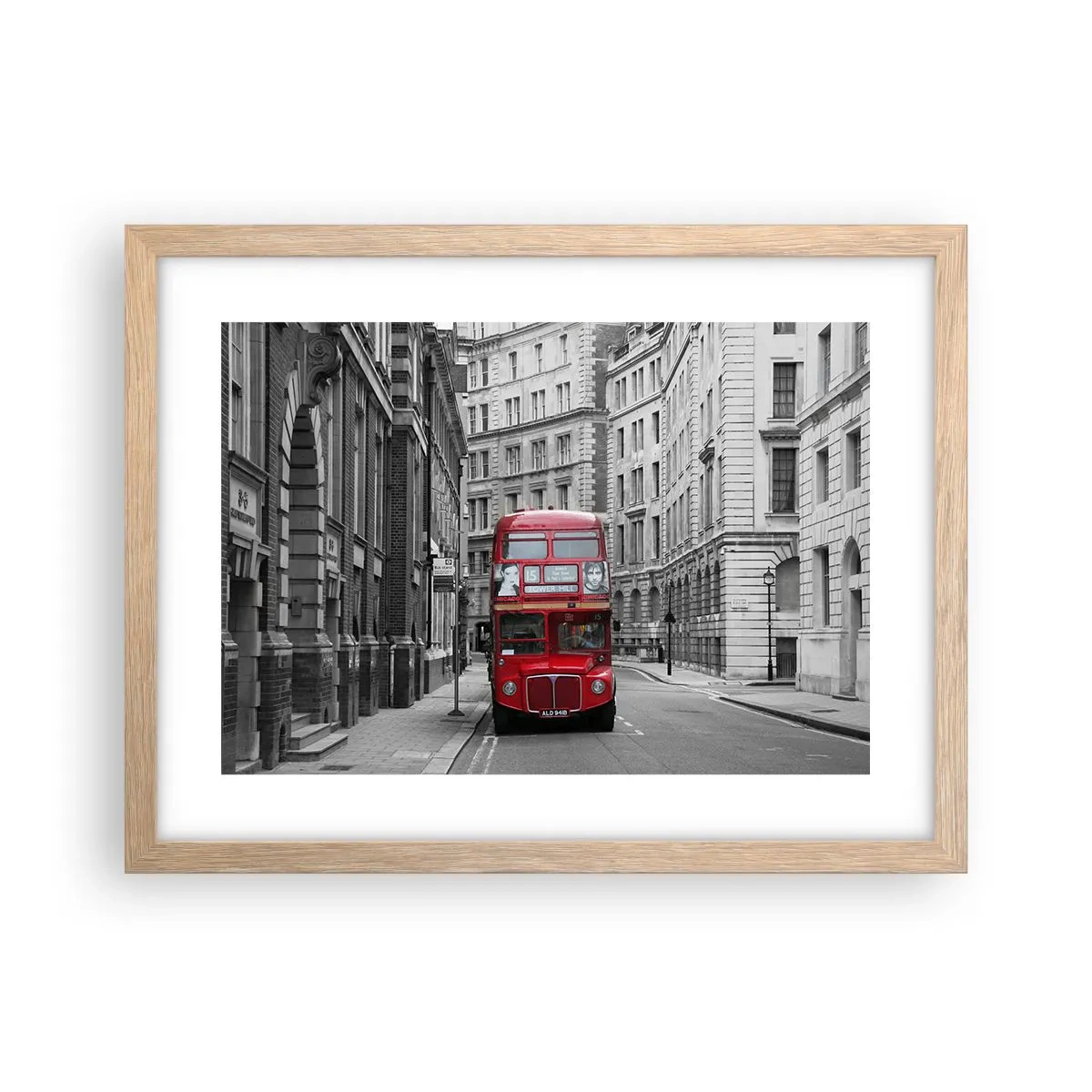 Een poster in een licht eiken lijst - Het dagelijkse leven hoeft niet grijs te zijn - 40x30 cm