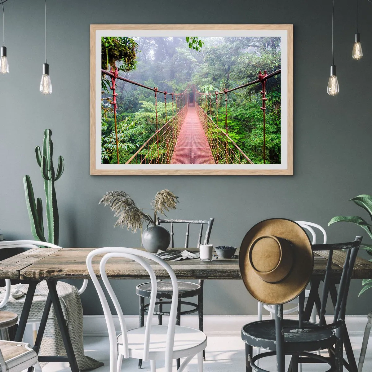 Een poster in een licht eiken lijst - Opgehangen over de kronen - 100x70 cm