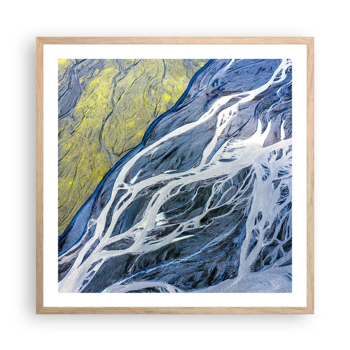 Een poster in een licht eiken lijst - Rotstekeningen van de natuur - 60x60 cm