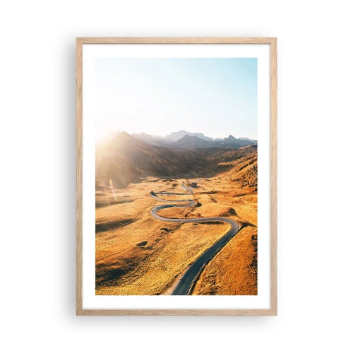 Een poster in een licht eiken lijst - In een gouden vallei - 50x70 cm