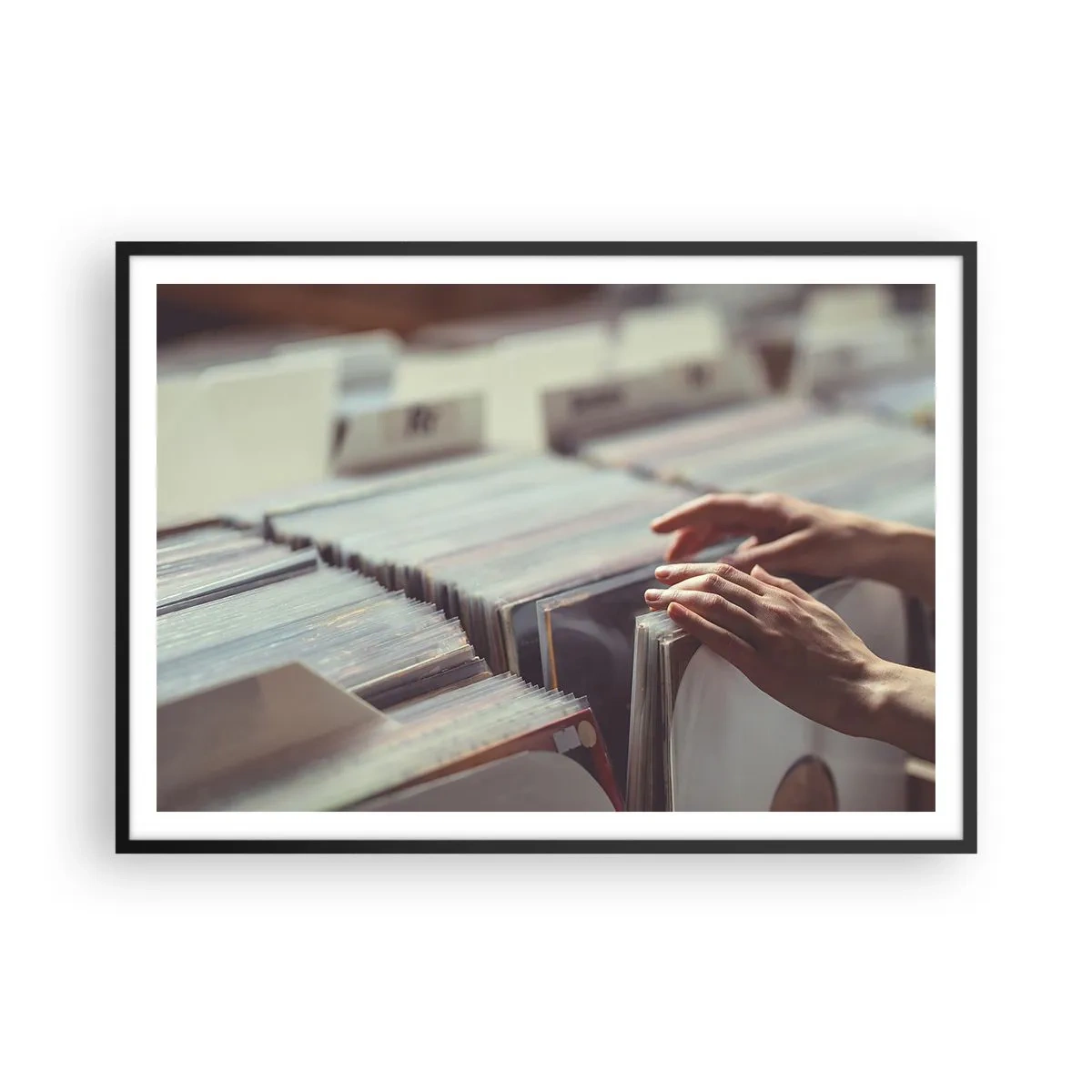 Poster in een zwarte lijst - Op zoek naar emoties - 100x70 cm