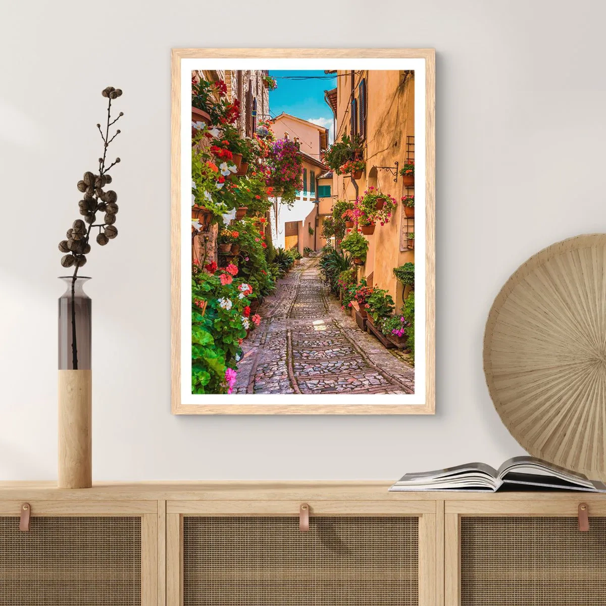 Een poster in een licht eiken lijst - Italiaans zijstraatje - 70x100 cm