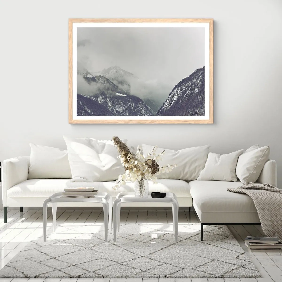 Een poster in een licht eiken lijst - Mistige vallei - 91x61 cm