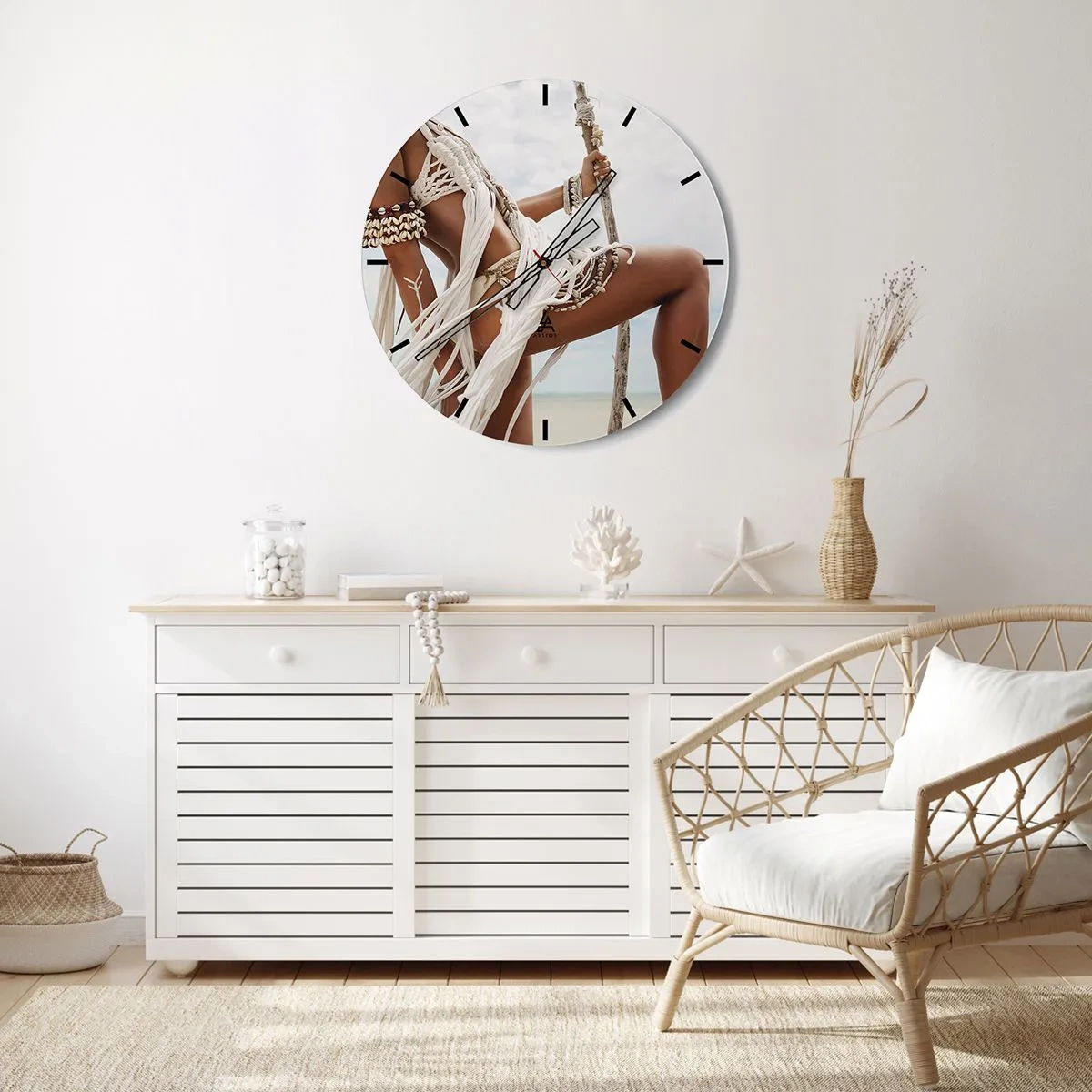 Wandklok - Klok - Een priesteres van de zon - 30x30 cm