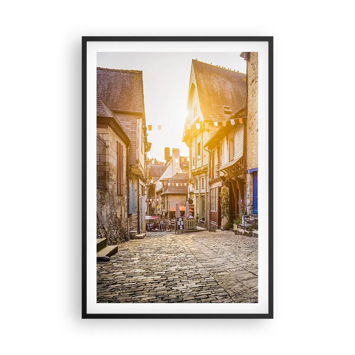 Poster in een zwarte lijst - De witte geest van het stadje - 61x91 cm