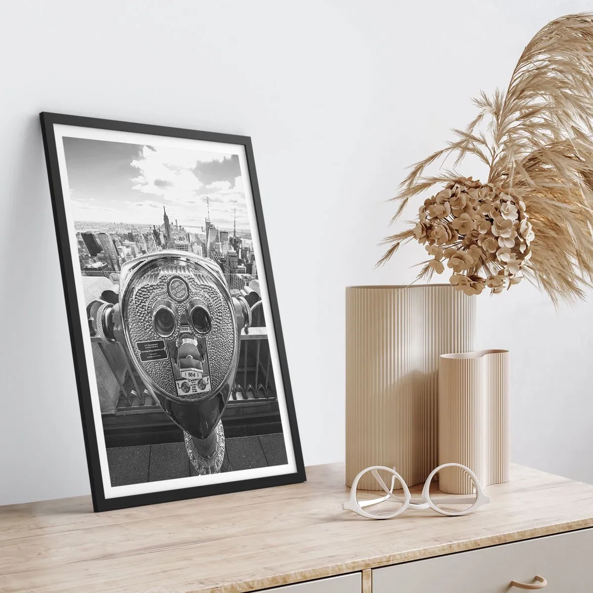 Poster in een zwarte lijst - Stad boven de steden - 30x40 cm