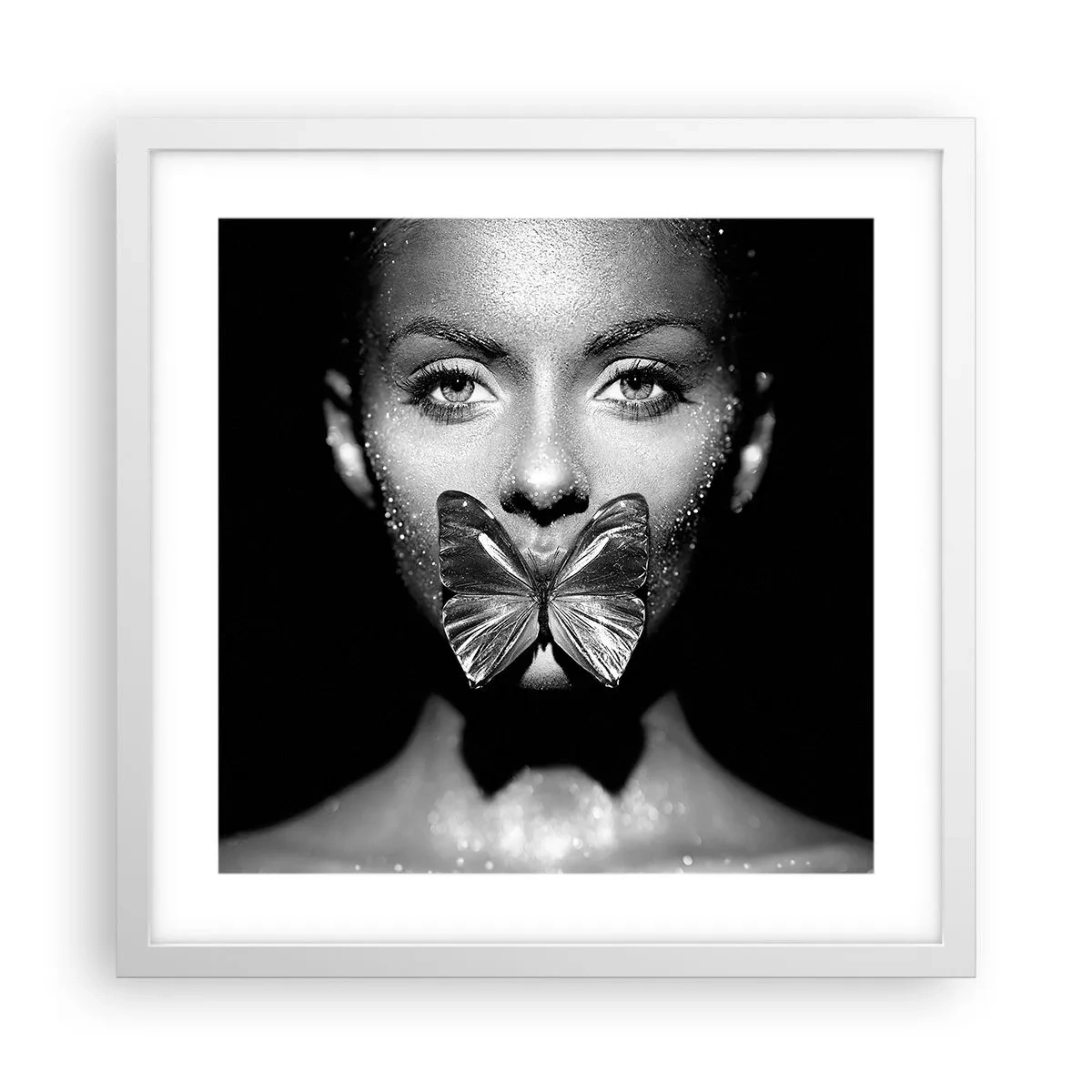 Poster in een witte lijst - Vlinder kus - 40x40 cm