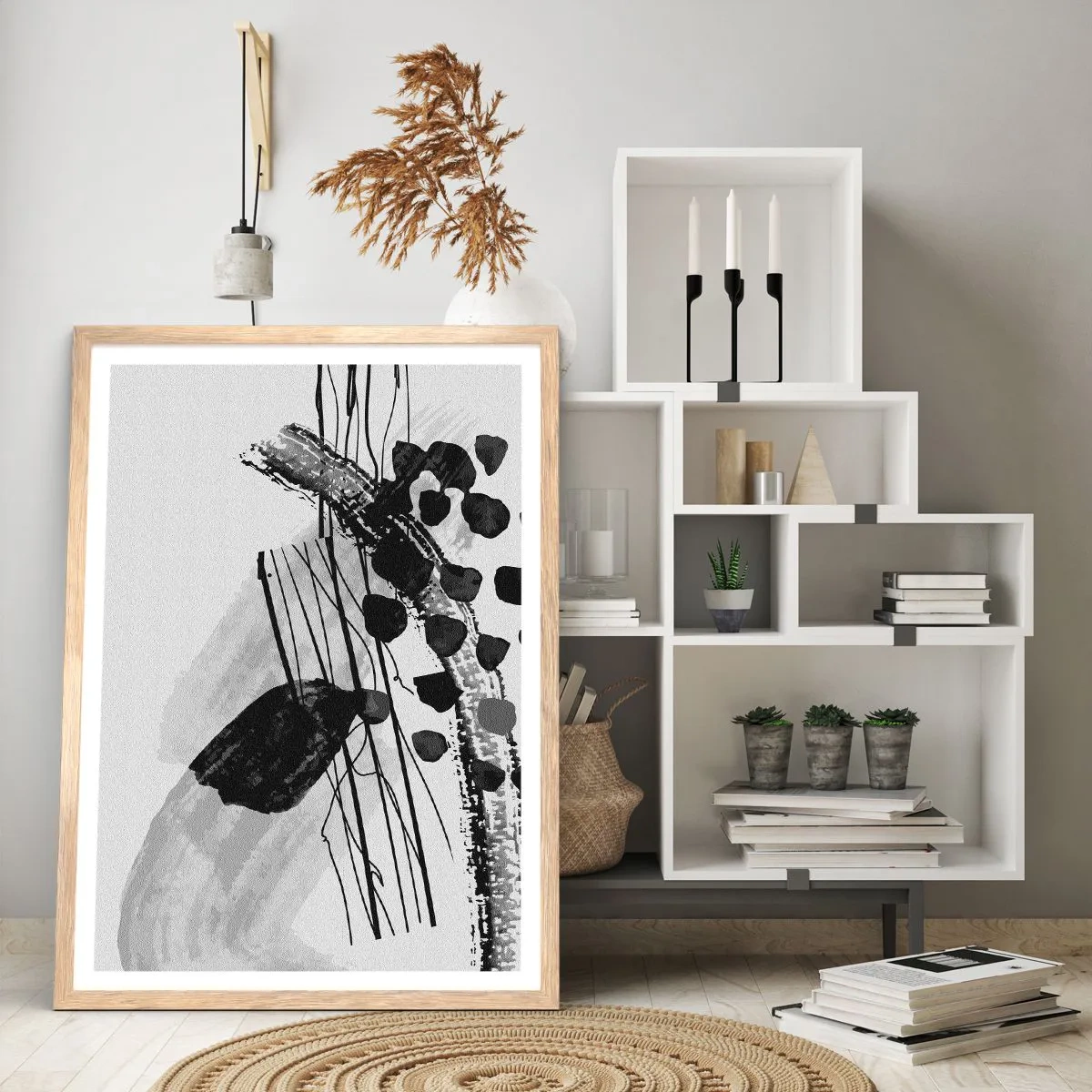 Een poster in een licht eiken lijst - Zwart-wit organische abstractie - 70x100 cm