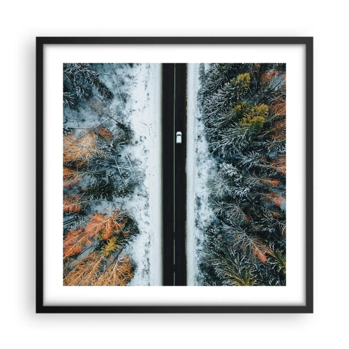 Poster in een zwarte lijst - Snijd door het winterbos - 50x50 cm