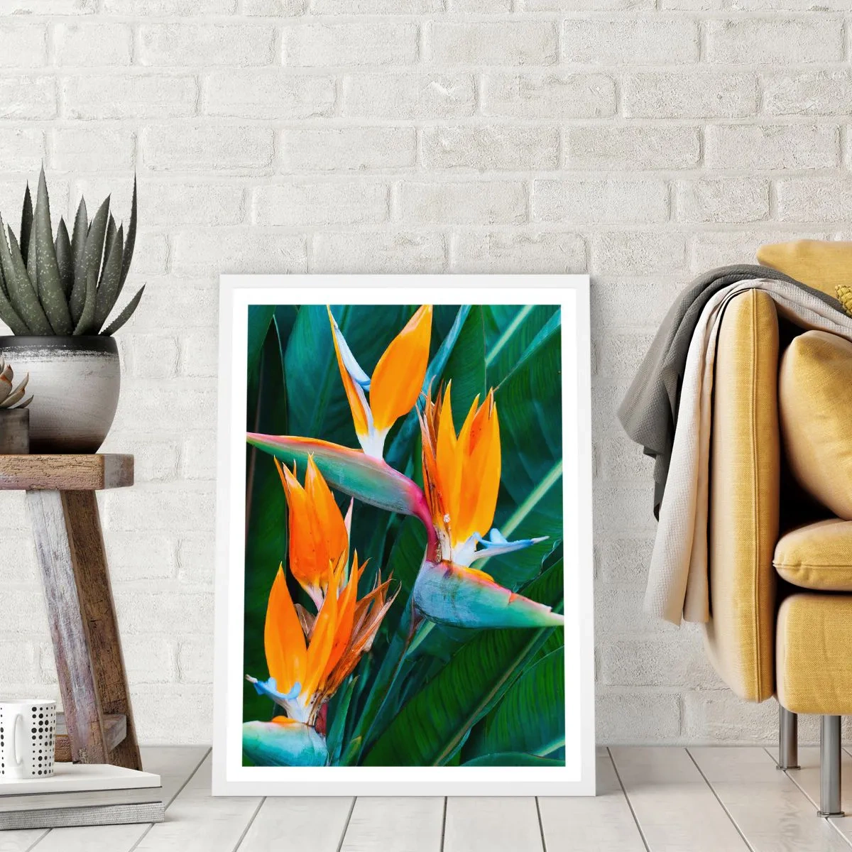 Poster in een witte lijst - Is het een bloem of is het een vogel? - 70x100 cm