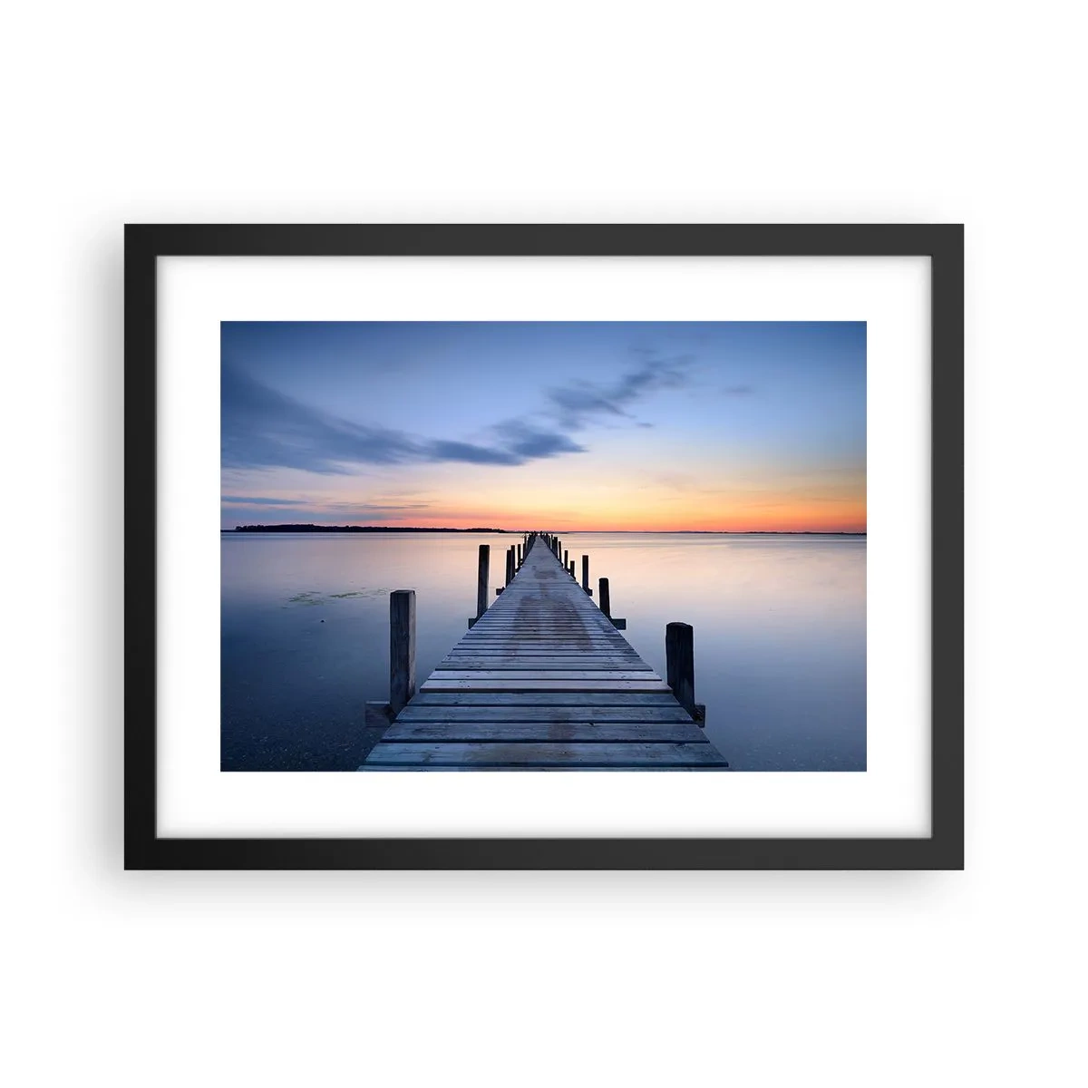 Poster in een zwarte lijst - De rust van een serene schemering - 40x30 cm