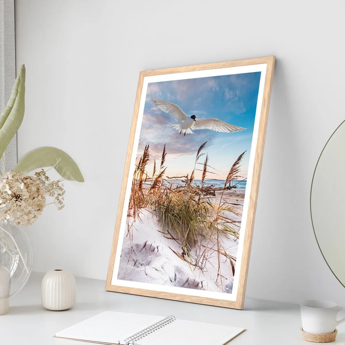 Een poster in een licht eiken lijst - Wind uit zee - 40x50 cm