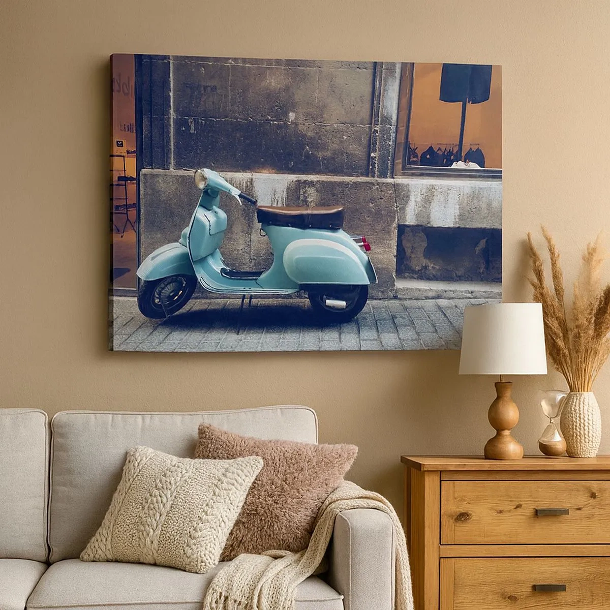Schilderen op canvas - Een retro-scooter geparkeerd tegen een stenen muur - 70x50cm - Onvergetelijke sfeer - Moderne wanddecoratie voor woonkamer en slaapkamer ARTTOR