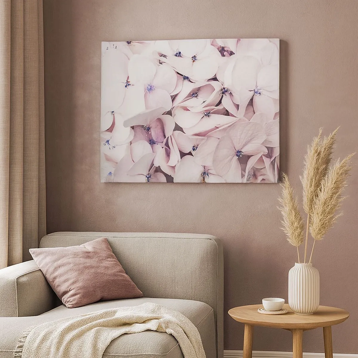 Schilderen op canvas - Delicate witte hortensia's in pasteltinten - 70x50cm - In een vloed van bloemen - Moderne wanddecoratie voor woonkamer en slaapkamer ARTTOR