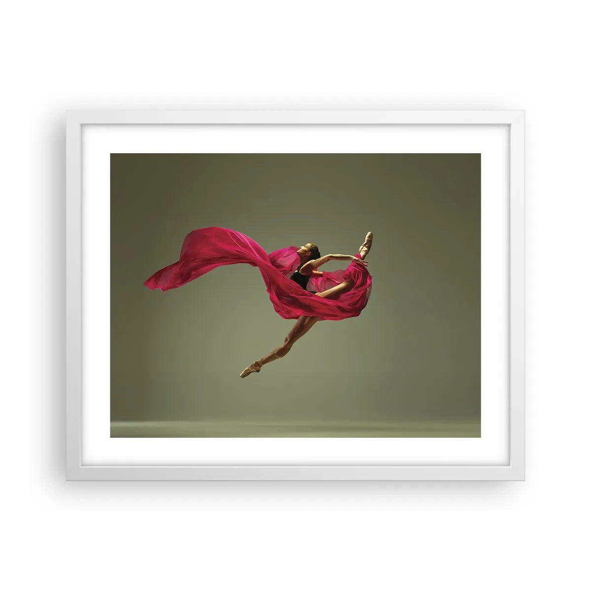 Poster in een witte lijst - Dansende vlam - 50x40 cm